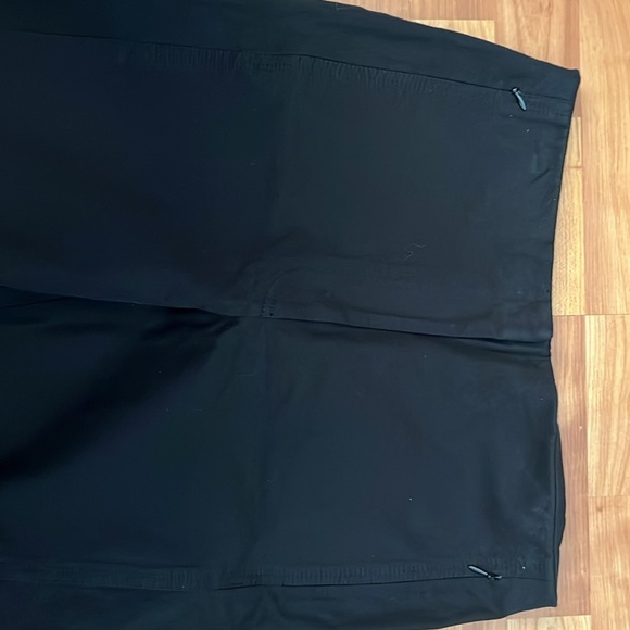 Club Monaco Skinny Black High-Waisted Pants with Front seams Zippered Ankle - Picture 3 of 6